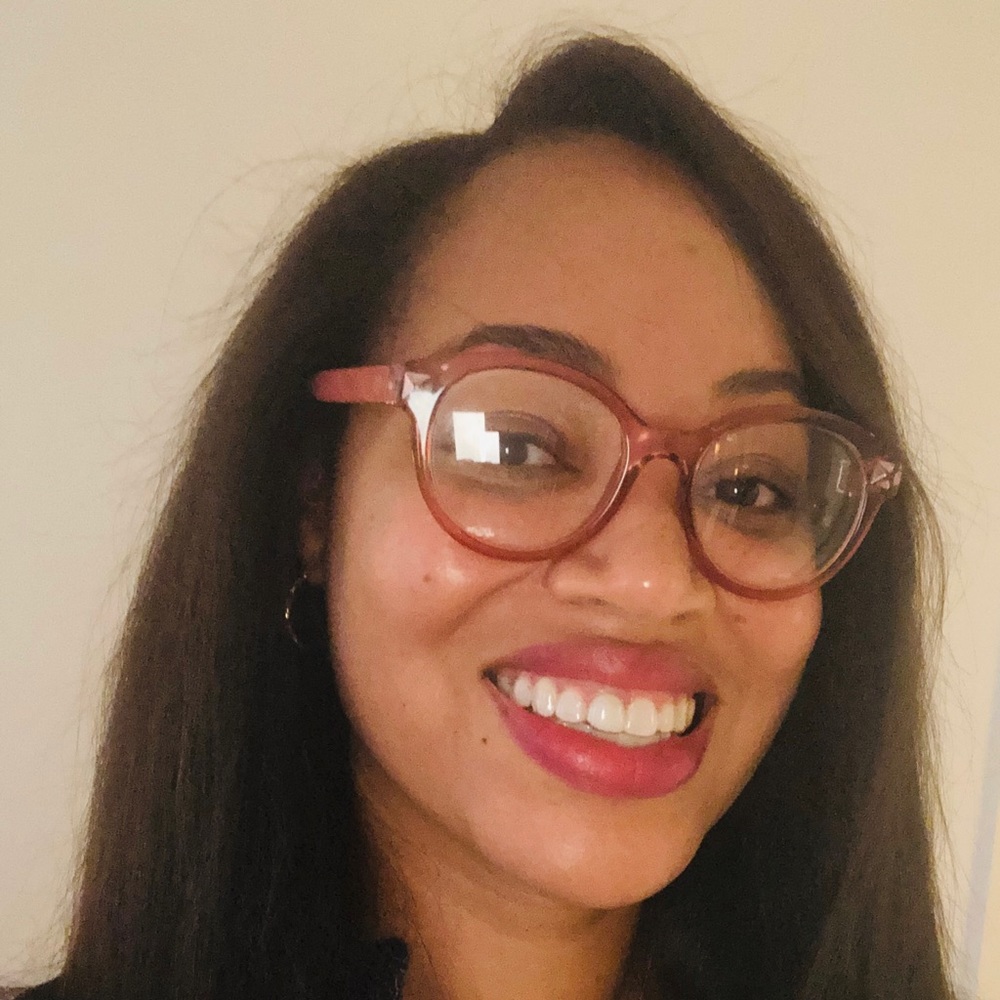Meet your Posher, April
